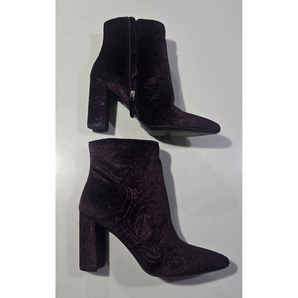 Nine West Purple Paisley Velvet Ankle Boots Pointed Toe Block Heel 9M 9x9 Tech - Picture 3 of 12